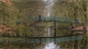 Foto van gekleurde brug in het Amsterdamse Bos