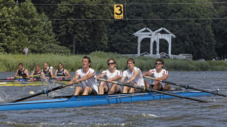 Foto van roeiers op de Bosbaan Foto van roeiers op de Bosbaan